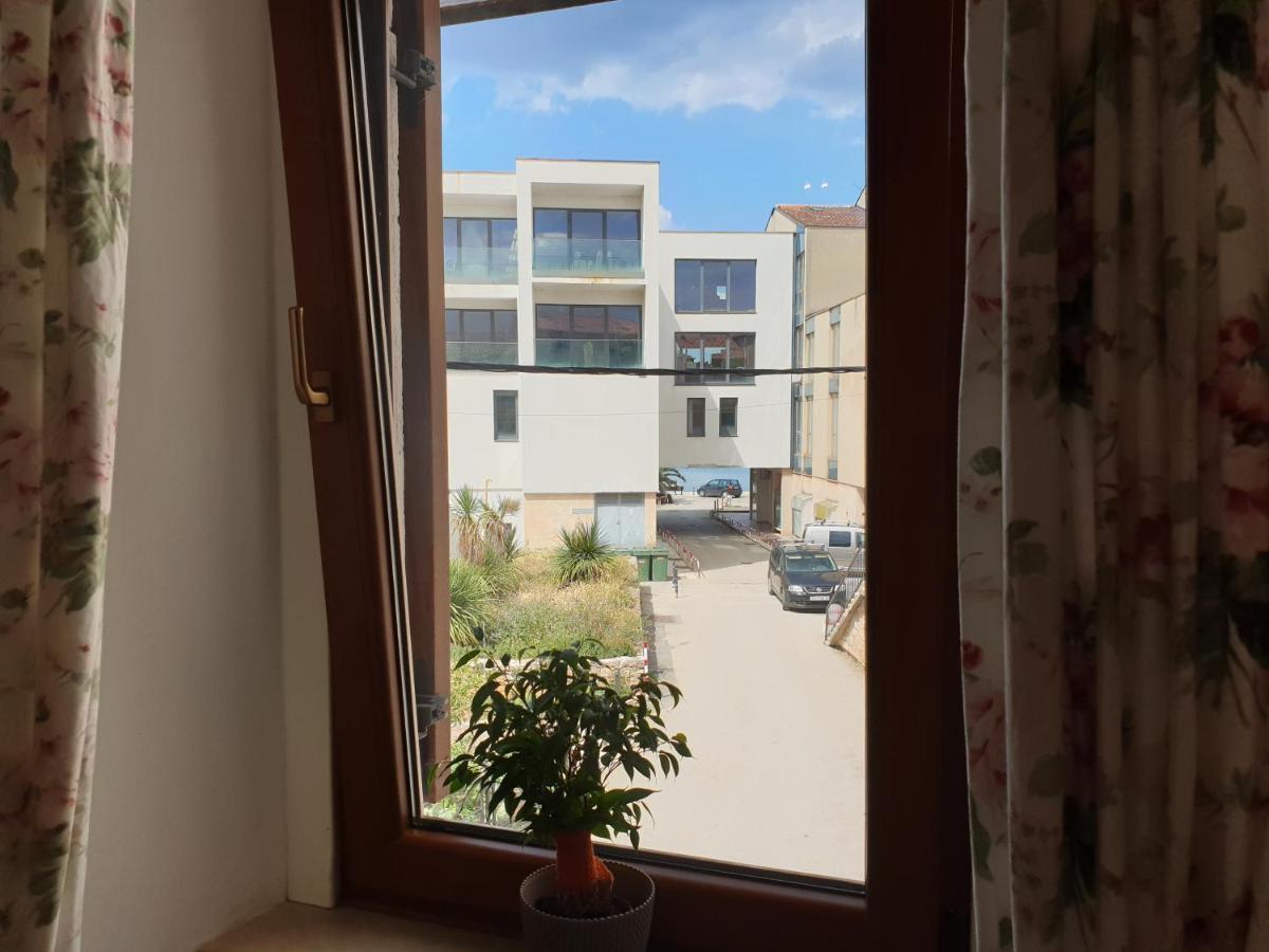 Apartment Old Town Umag Buitenkant foto
