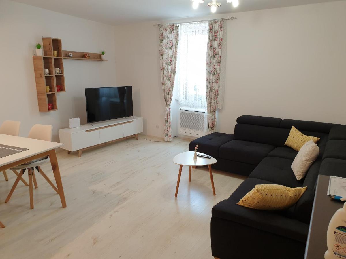 Apartment Old Town Umag Buitenkant foto